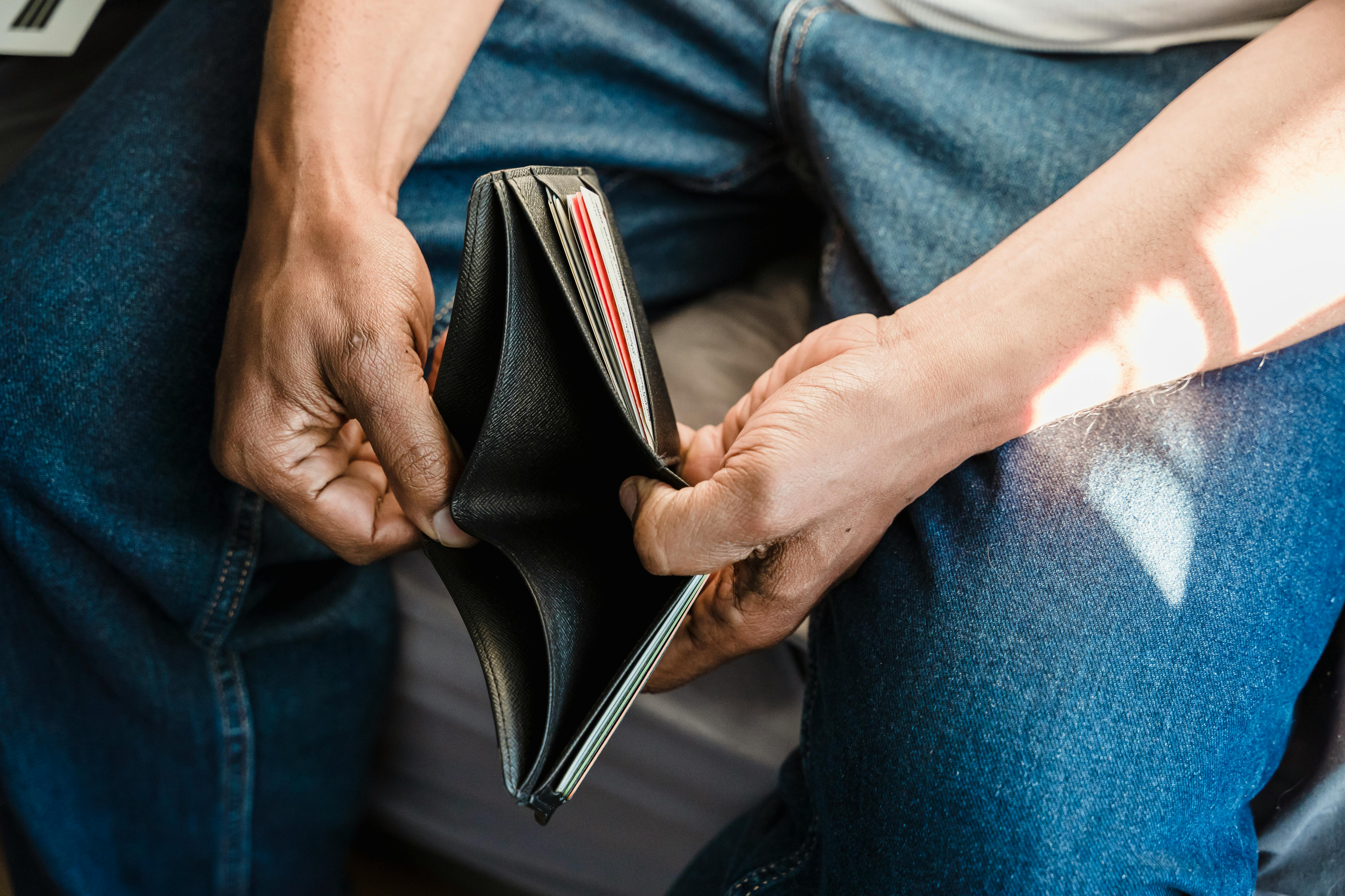 The Simple Paycheck Budget That Works When Money Is Tight